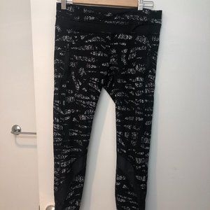 Lululemon Striped leggings (Size 6)